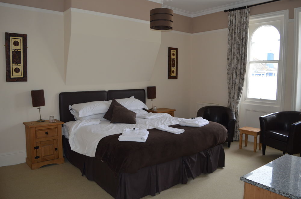 The Sheldon B&B - Free Private Parking Torneo de Torneo de Eastbourne Exterior foto